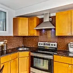 Gorgeous 2Bd Next To The Convention Center And Reading Terminal